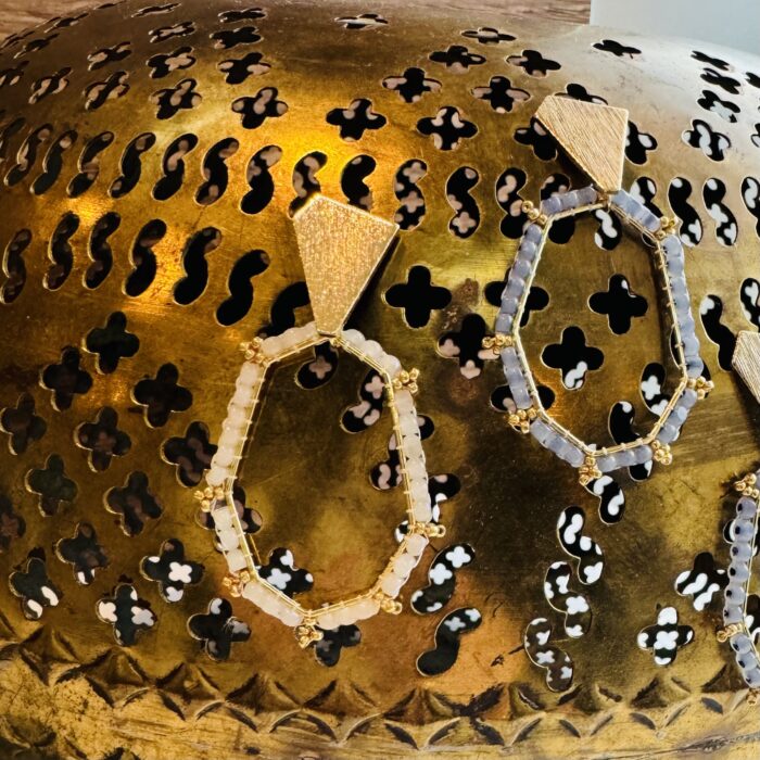 statement oval