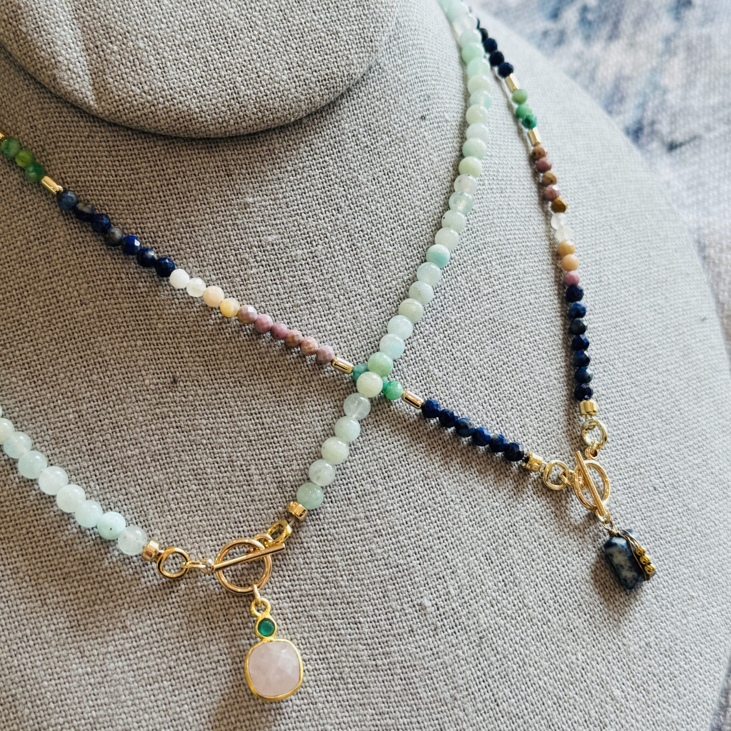 gemstone toggle